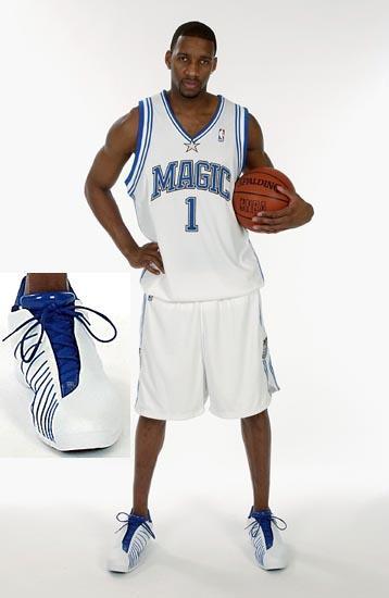 挪威双子星！哈兰德欧预赛进球最多，厄德高助攻最多（挪威双核闪耀：哈兰德欧预赛射手王，厄德高助攻王）