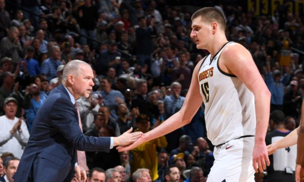 梁靖崑输球后自责！勒布伦谈逆转真相！大胖被腰伤一直困扰 王楚钦林诗栋复仇（梁靖崑赛后自责，勒布伦披露逆转原因；大胖腰伤缠身，王楚钦林诗栋强势复仇）