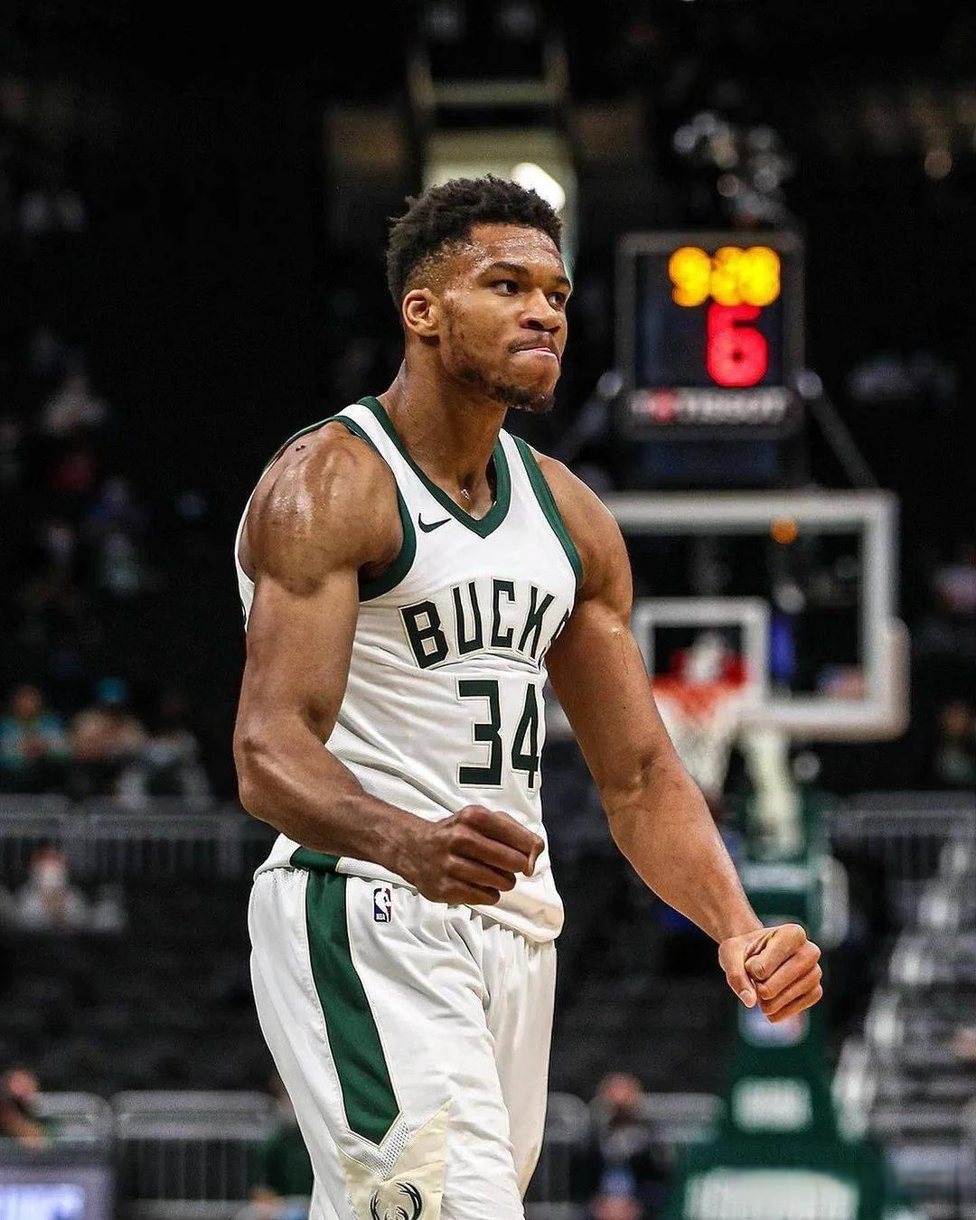 图片报：多特坚决拒绝重新签回桑乔，认为其已经找不回状态（图片报：多特拒绝再度引进桑乔，称其难以重拾状态）