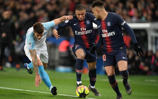 中甲半场：安以恩笑纳对方门将大礼，辽宁铁人暂1-0佛山南狮