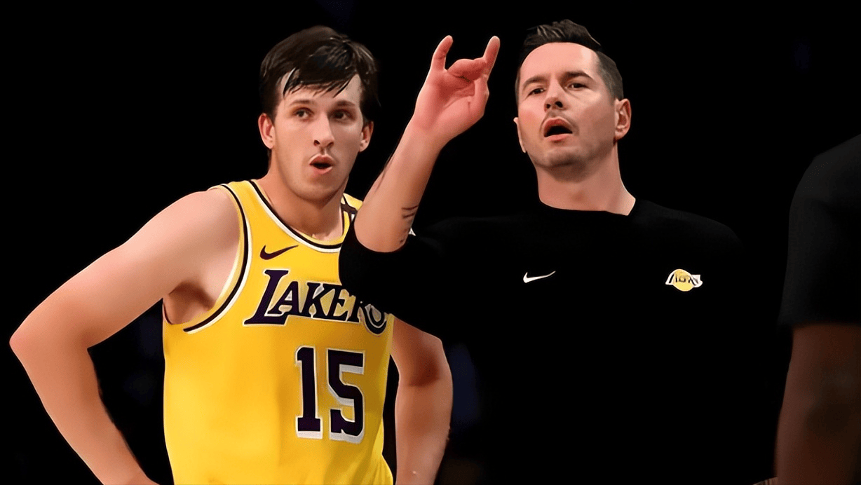 湖人替补奇兵拯救球队（湖人替补发威力挽狂澜）