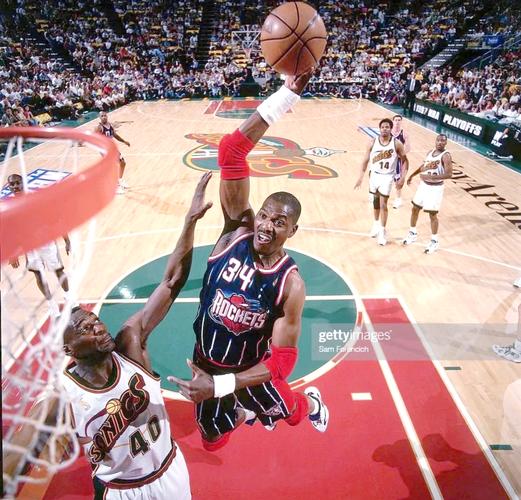 世界杯历史进球数TOP10：巴西第1，匈牙利40年未参赛仍在列（世界杯历史进球前十：巴西居首，匈牙利40年未参赛仍在榜）