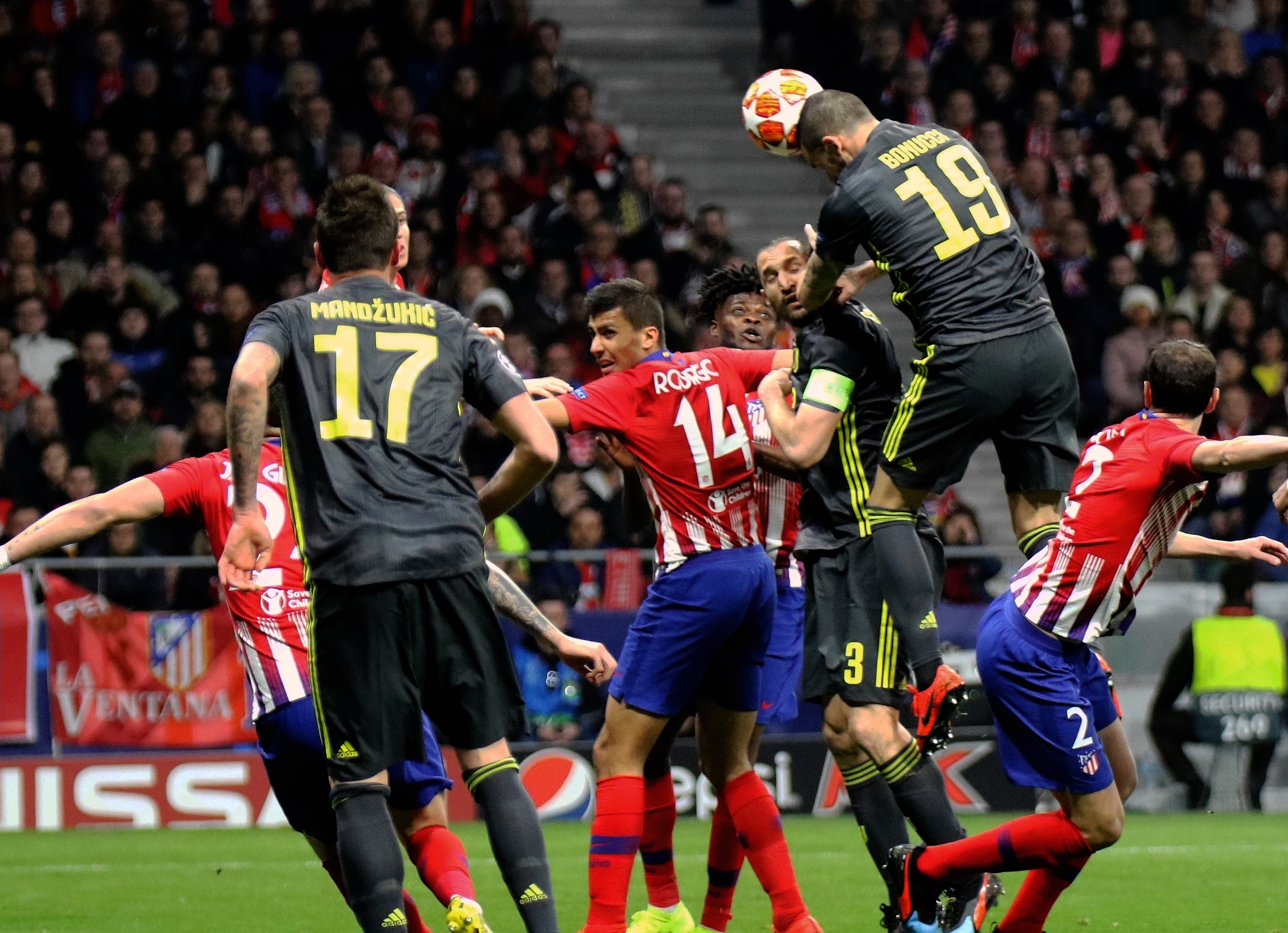 西媒：马竞球员希门尼斯和巴埃纳进入康复最后阶段（西媒称：马竞二将希门尼斯、巴埃纳康复接近尾声）